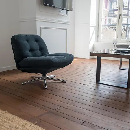 Appartamento Cocon Douillet Et Lumineux Dans Le Coeur Historique Reims